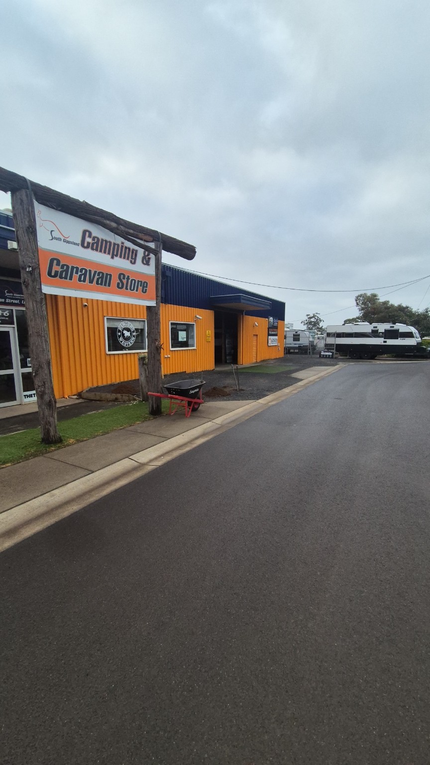 Six metre pair of galvanised access gates installed for South Gippsland Caravans
